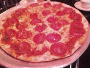 Fox & Hound Restaurant Group_Pizza_Review