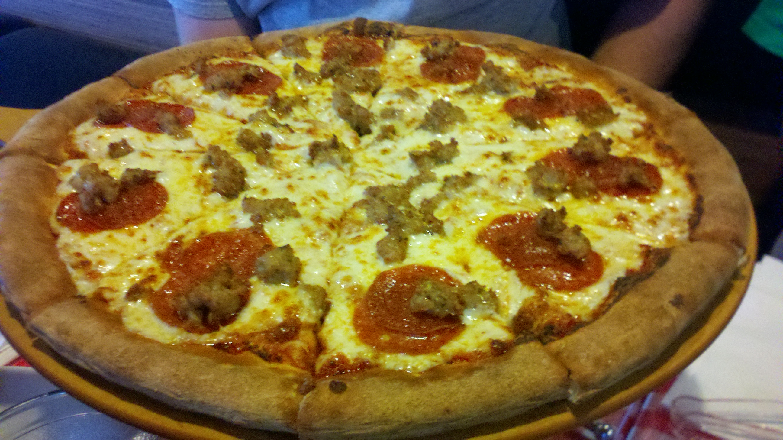 Mr. Pizza Review | Los Angeles, CA